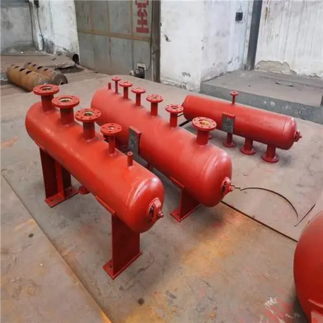 沁水分集水器安装高度